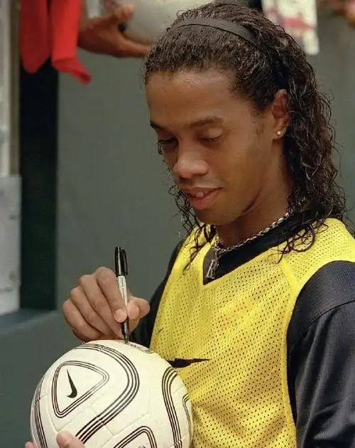 轻松打进三 轻松打进三