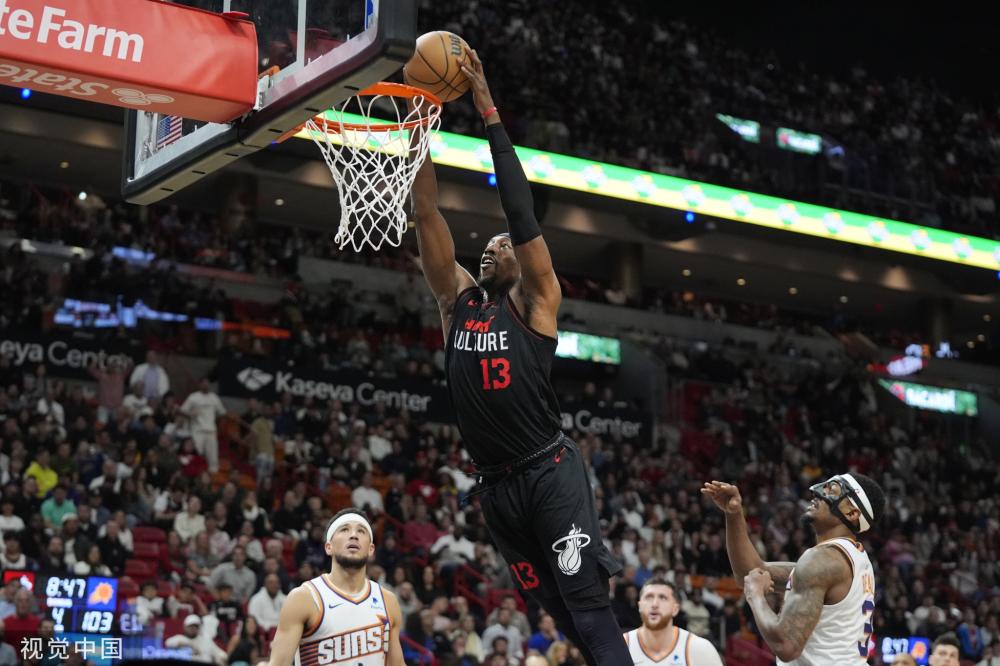 里的表現都 里的表現都